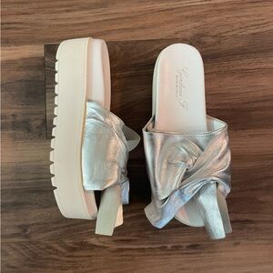 Silver Metallic Knot Platform Slide - Women